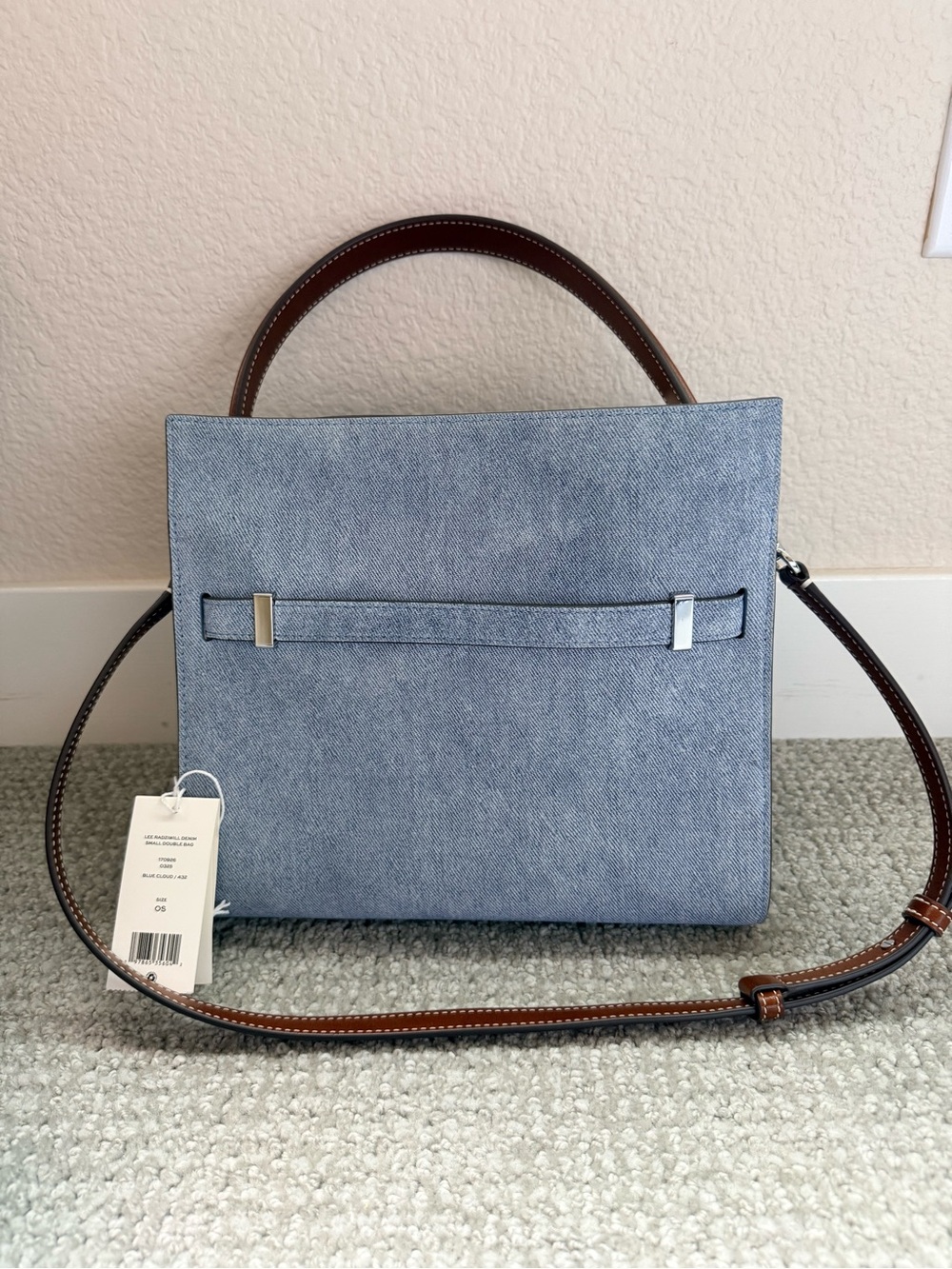 Tory Burch Denim-Style Shoulder Bag with Brown Handle - Picture 2 of 7